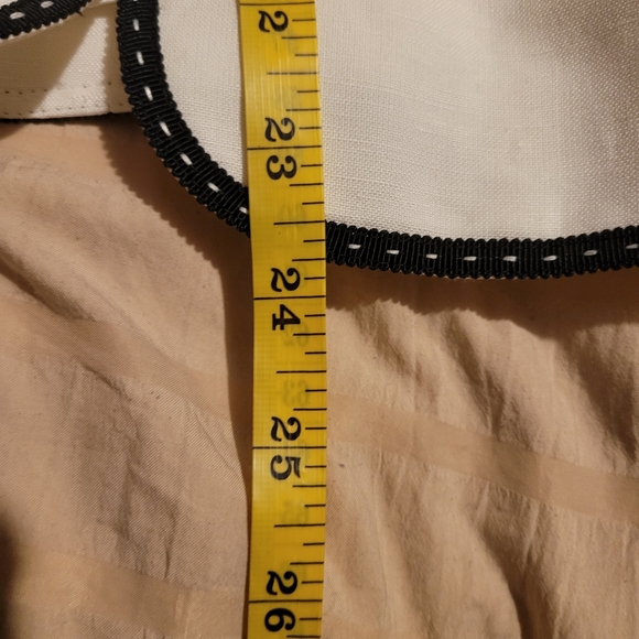 Tahari Arthur S. Levine White w/ Black Trim Linen Two Piece Set Sz 10P - Picture 13 of 16